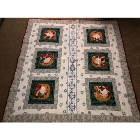 CHRISTMAS QUILT THROW BLANKET VINTAGE SANTA FLANNEL 59X58 SOFT WARM OLD WORLD - Picture 3 of 8